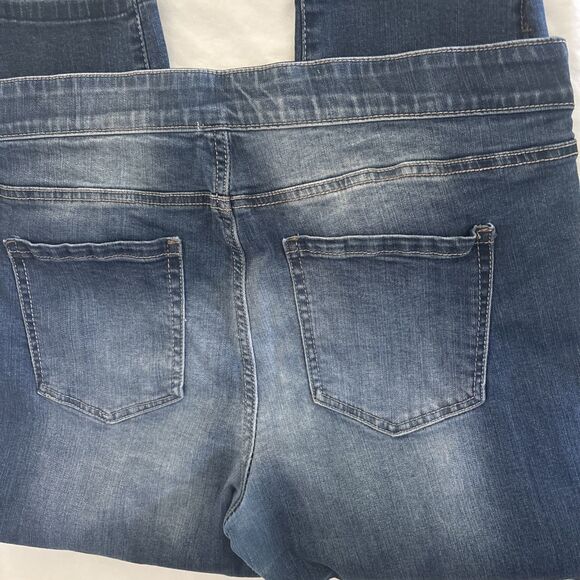 Maurices Jeans Medium Dark Wash Crop Jegging Stretch Women’s 16 Comfort Waist - Picture 5 of 8